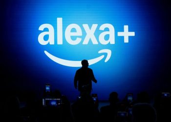 Amazon omezuje Claude v Alexe+, náklady míří k 1,7 miliardy