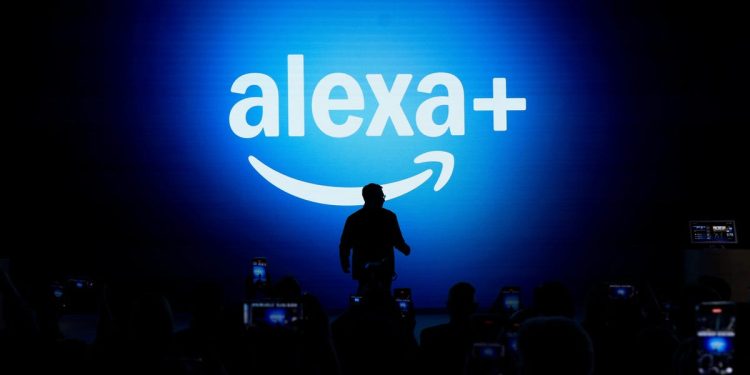 Amazon omezuje Claude v Alexe+, náklady míří k 1,7 miliardy