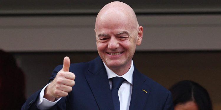 FIFA chce prodat podíl v mistrovství světa
