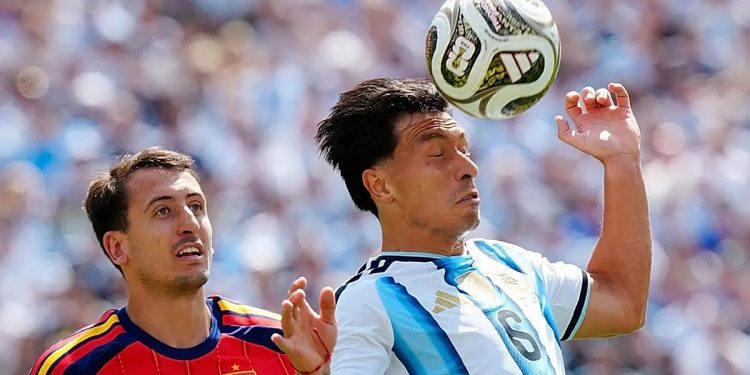 Petice finále MS nezmění, FIFA řeší potyčky