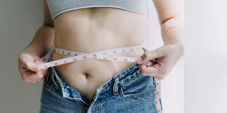 Studie: Intervalová chůze jednou týdně zmenšila obvod pasu
