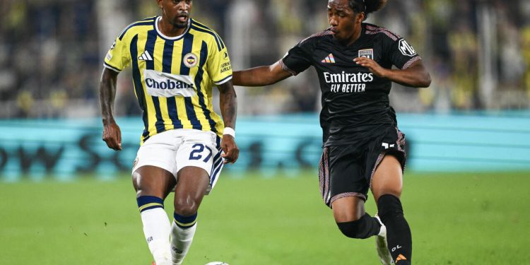 Lyon a Fenerbahçe rozhodnou odvetu po remíze 1:1